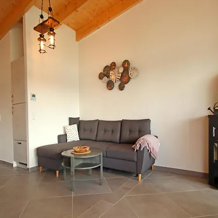 Appartement Holiday Apartment With Private Lake Access And Jetty Klein Labenz