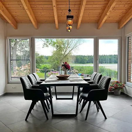 Holiday Apartment With Private Lake Access And Jetty * Klein Labenz